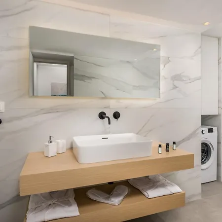 Loulou House Agia Kiriaki Beach (Milos)