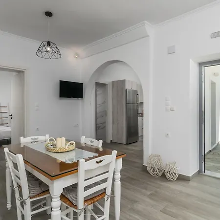 Loulou House Agia Kiriaki Beach (Milos)