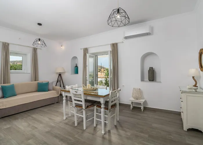 Loulou House Villa *