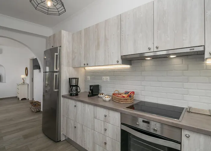 Loulou House * Agia Kiriaki Beach (Milos)